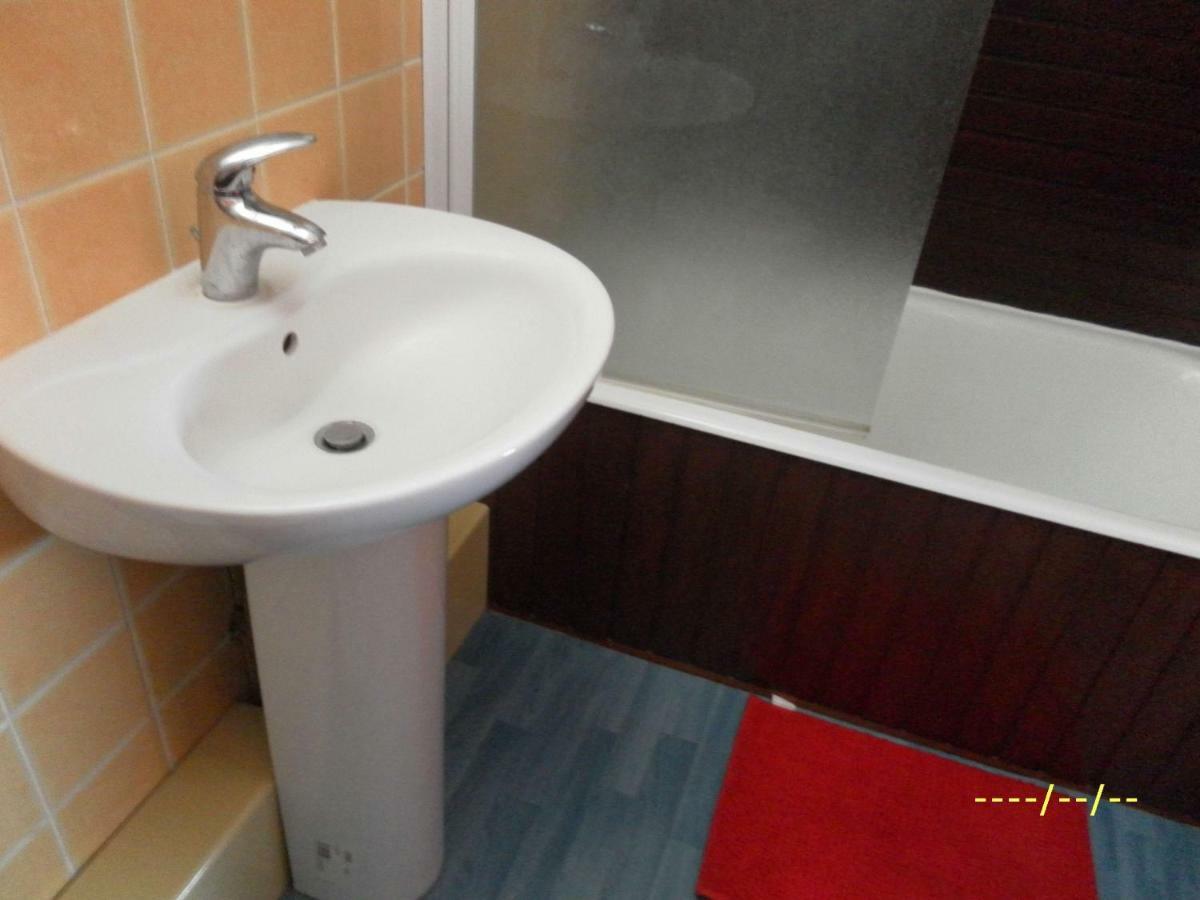 Apartament Mini House Lesneven Zewnętrze zdjęcie